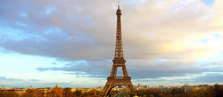 Which glamorous destination is home to the world-famous Eiffel Tower?